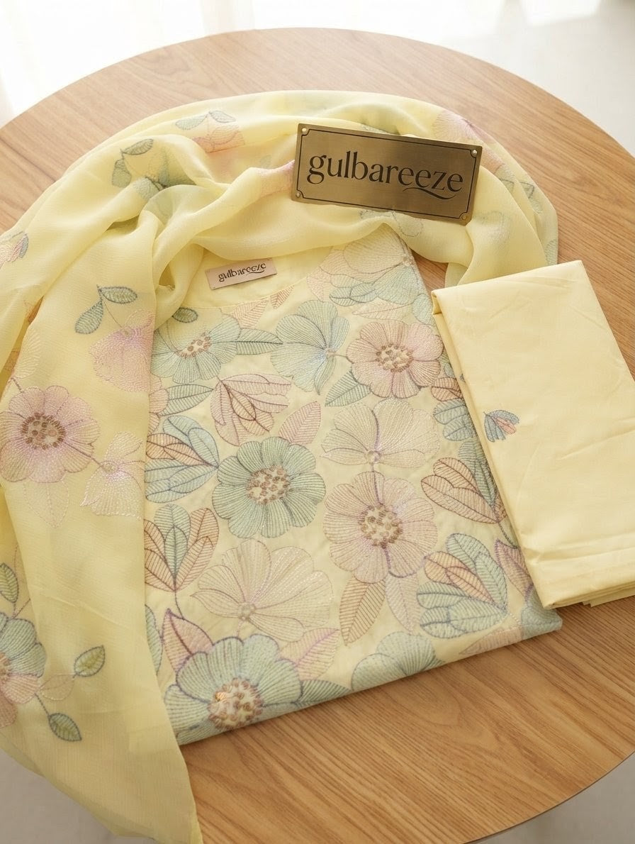 Pure lawn three piece with chiffon dupatta